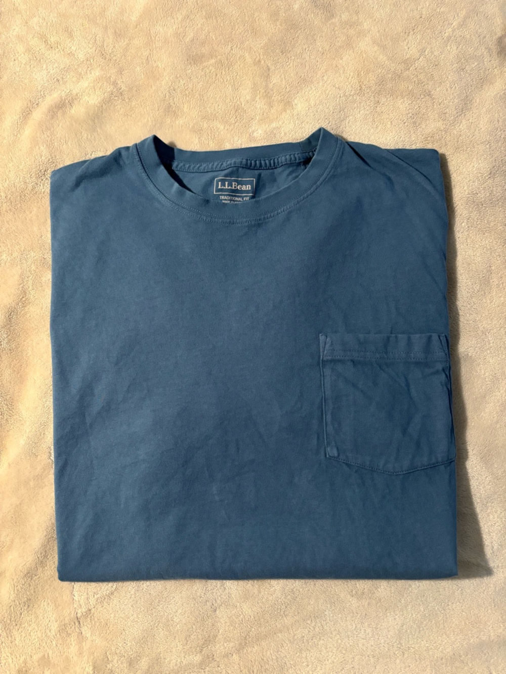 LL Bean Carefree Unshrinkable Pocket Tee